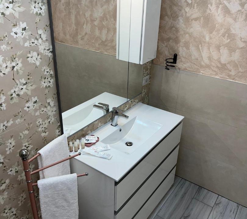 Photo of Bathroom in Albate