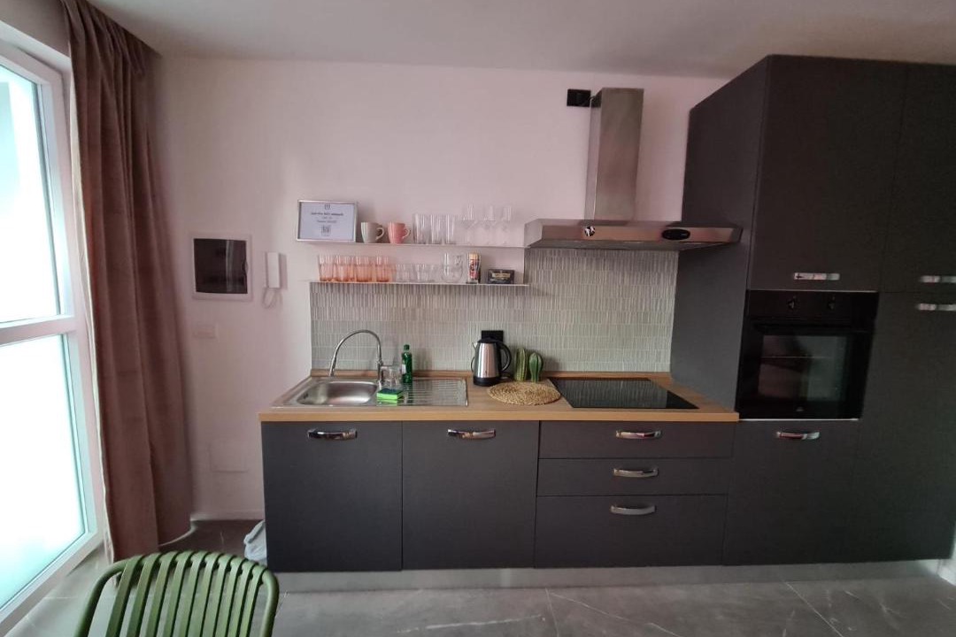 Photo of Kitchen in Magenta