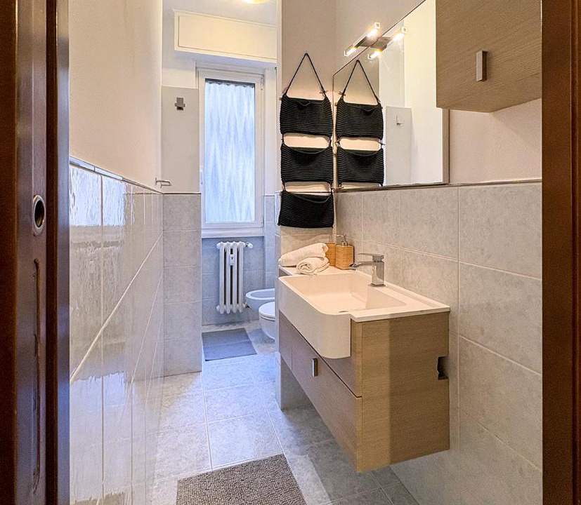 Photo of Bathroom in Lorenteggio