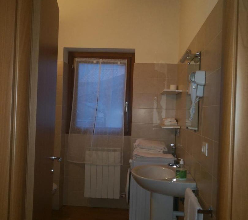 Photo of Bathroom in Serina