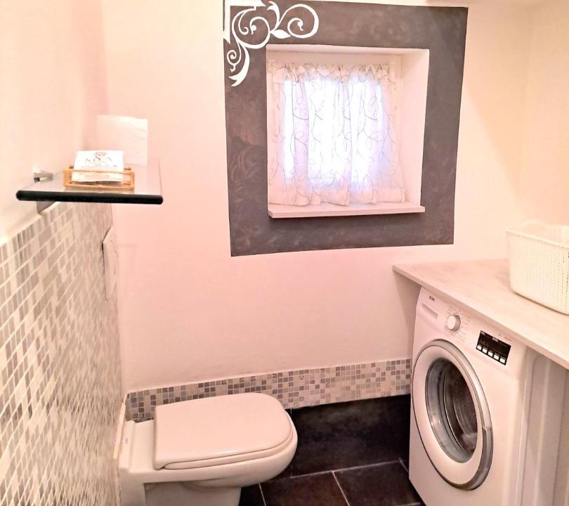 Photo of Bathroom in Nave