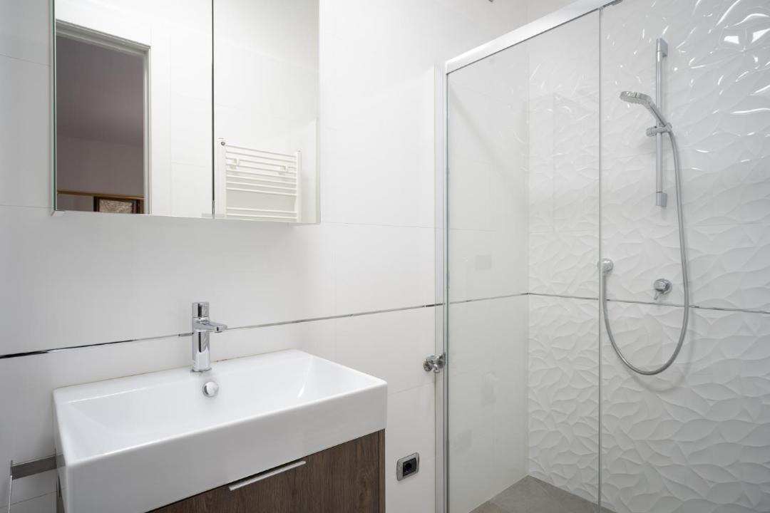 Photo of Bathroom in Introbio