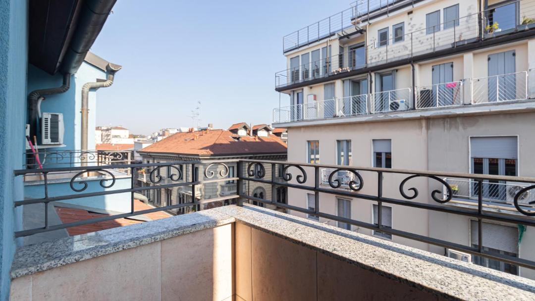 Photo of Patio Balcony in Chinatown