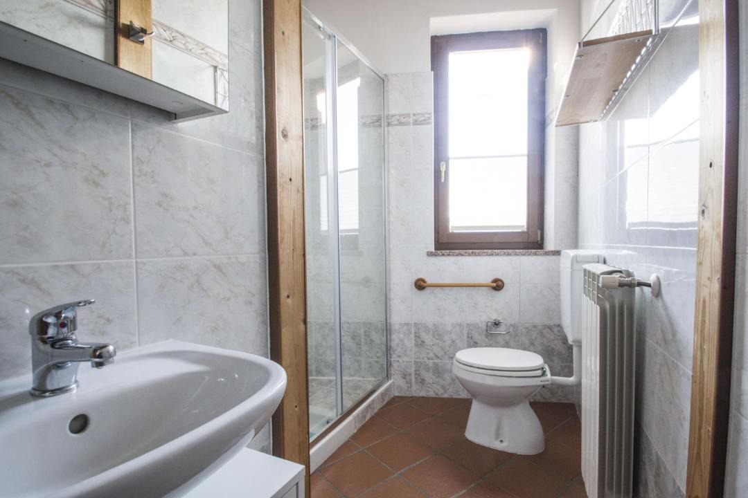 Photo of Bathroom in Poppino