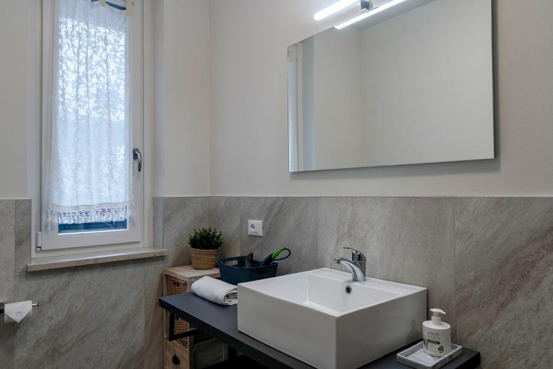 Photo of Bathroom in Lugana