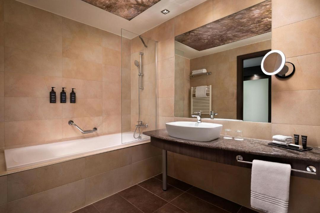 Photo of Bathroom in Ferno