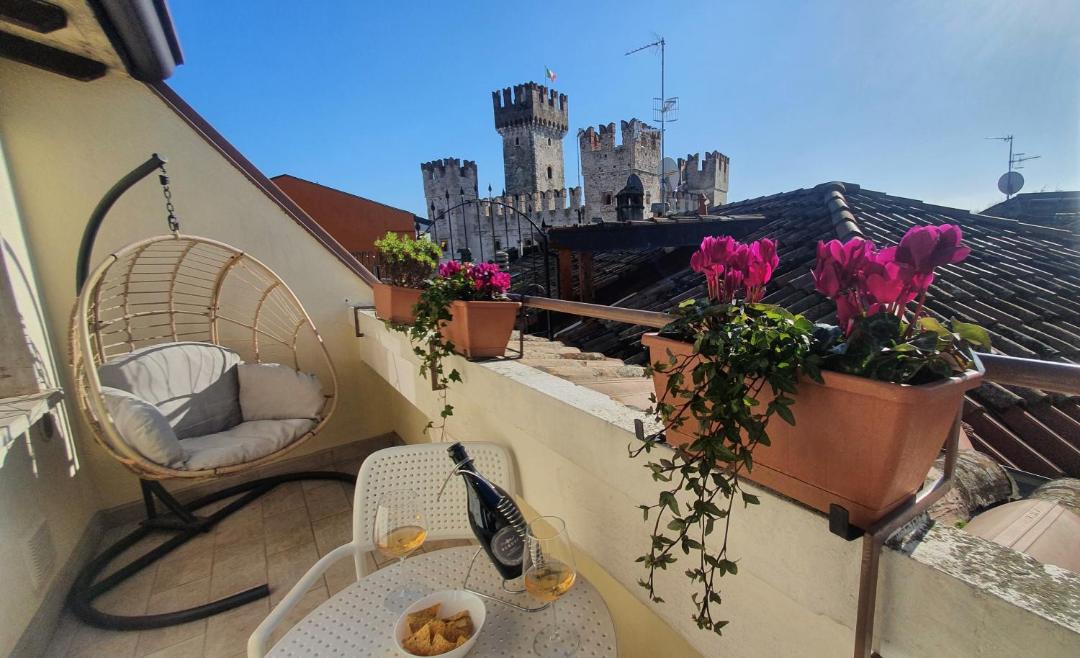 Photo of Patio Balcony in Sirmione