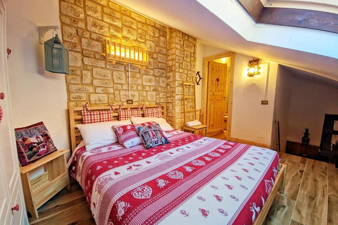 Photo of Bedroom in Branzi