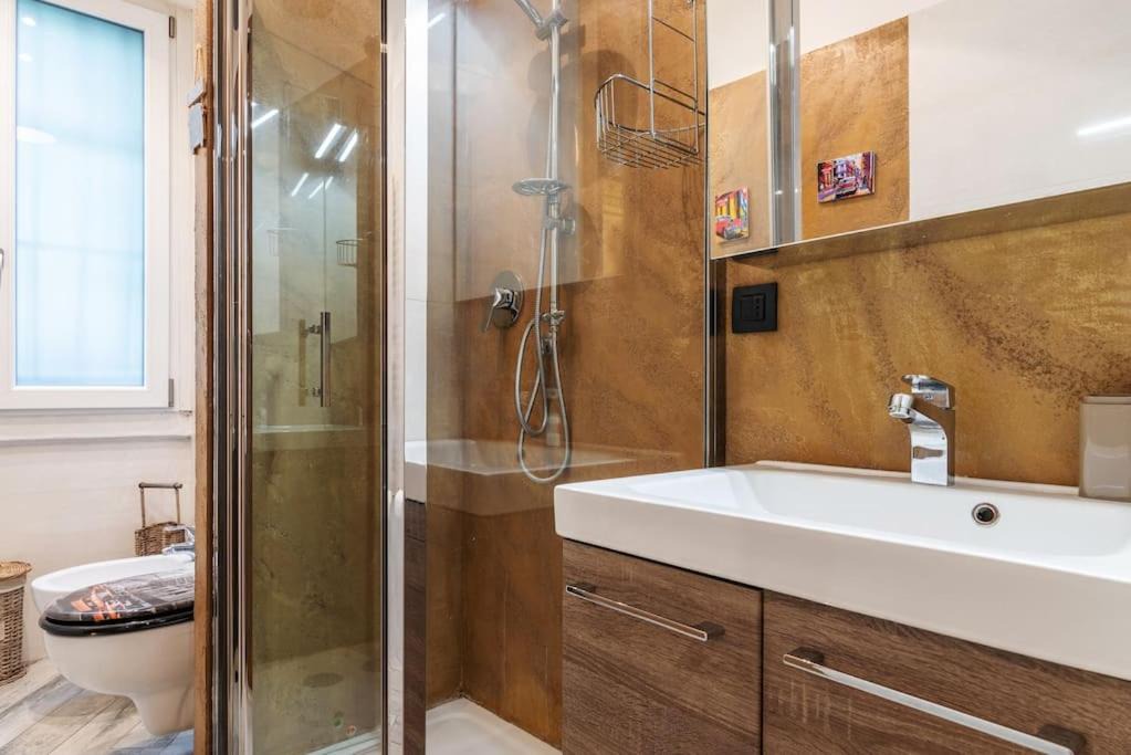 Photo of Bathroom in Zona Farini