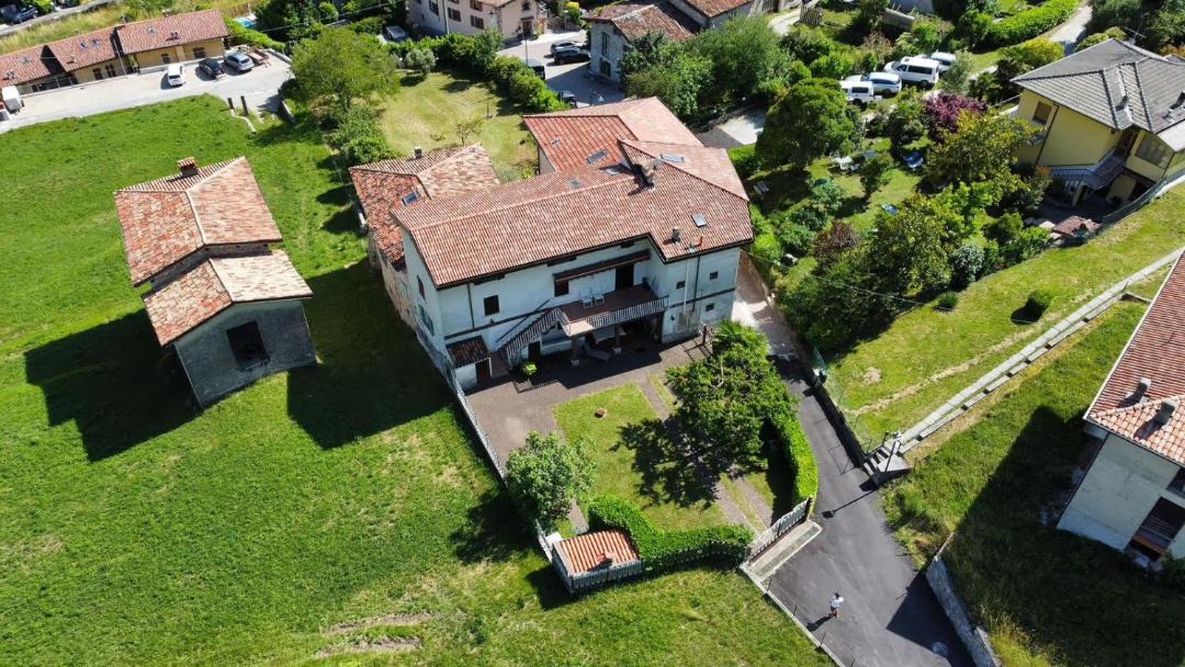 Photo of Others in Vesio