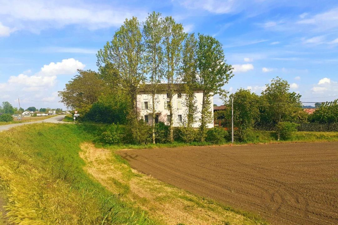 Photo of Others in Stagno Lombardo