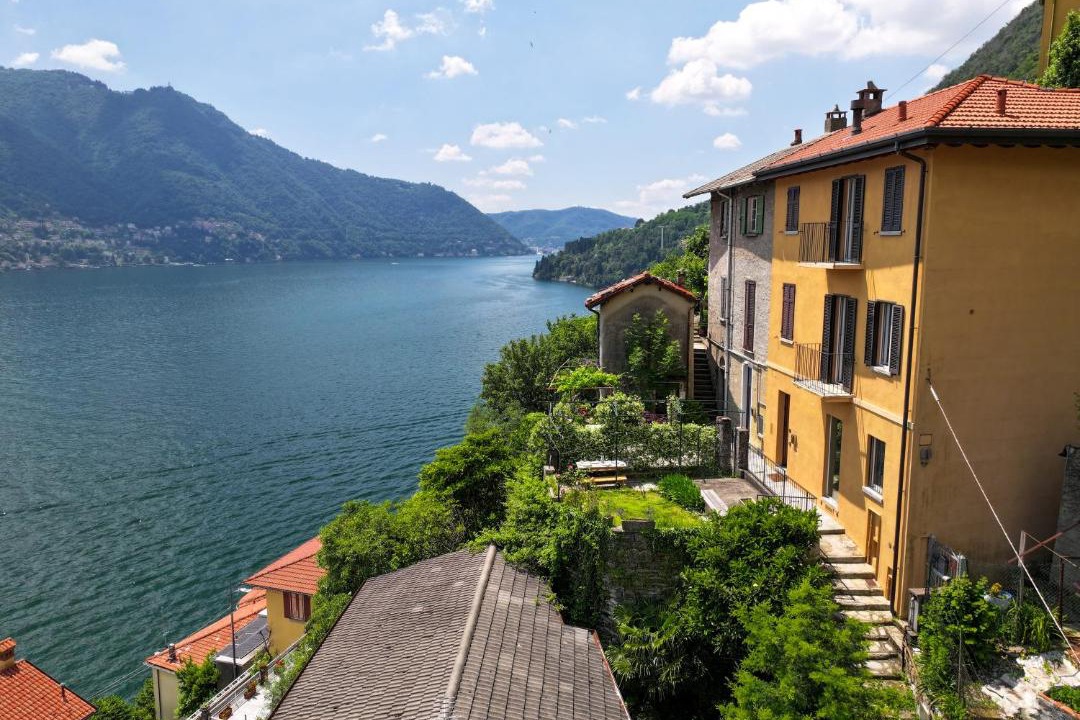 Photo of Others in Moltrasio