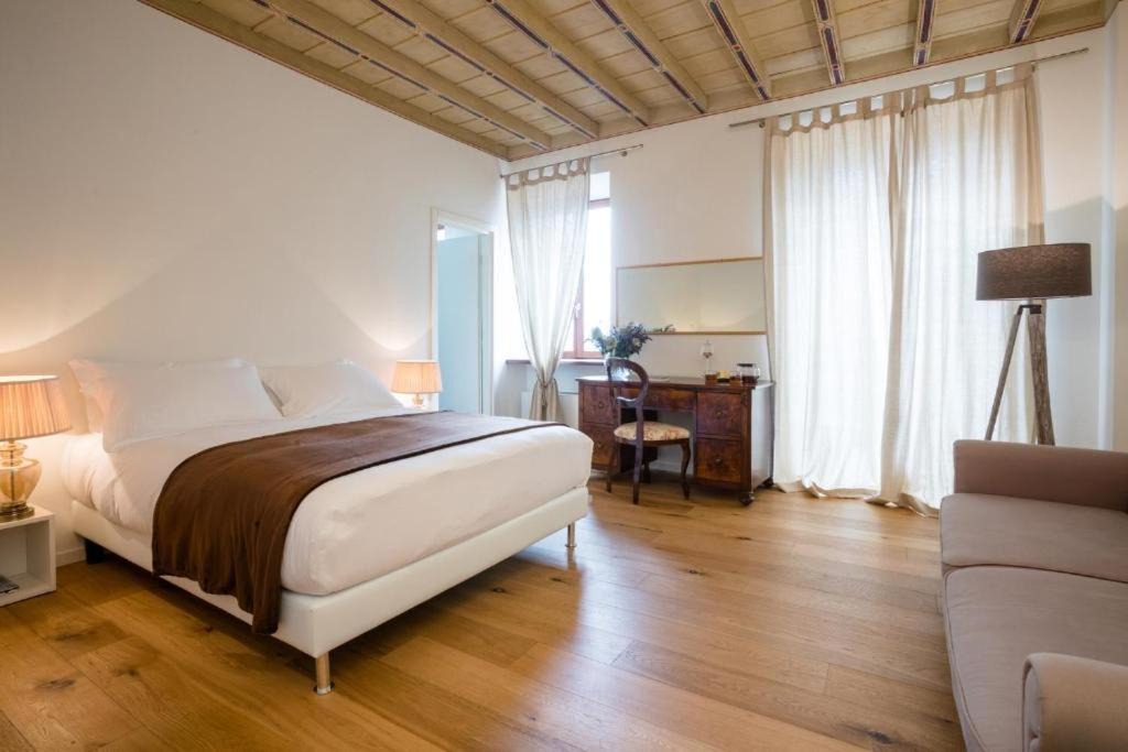 Photo of Bedroom in Albino