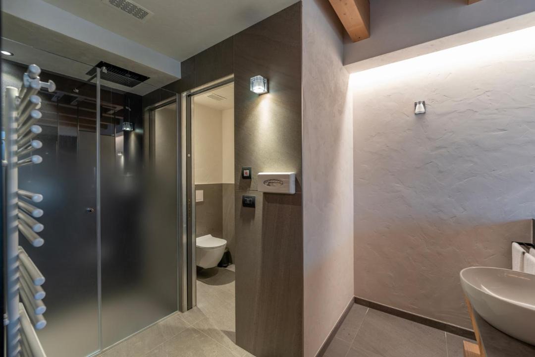 Photo of Bathroom in Teola