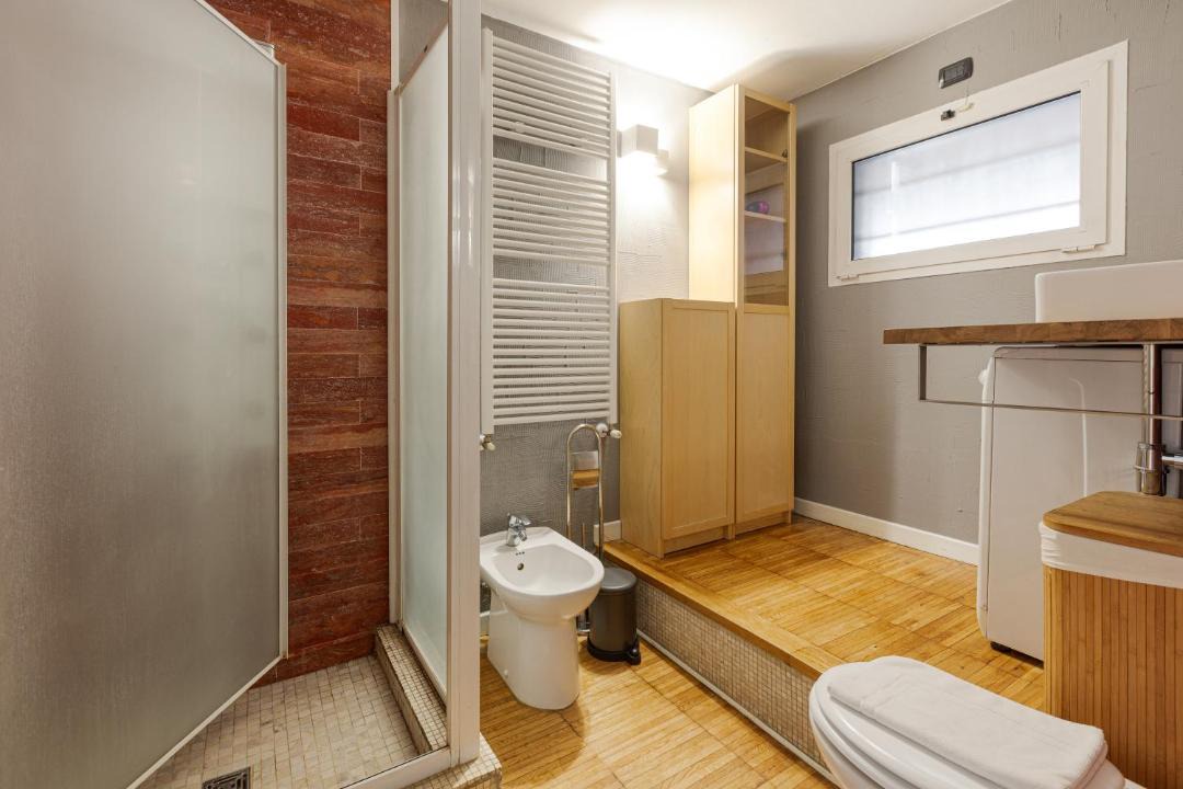 Photo of Bathroom in Gorla