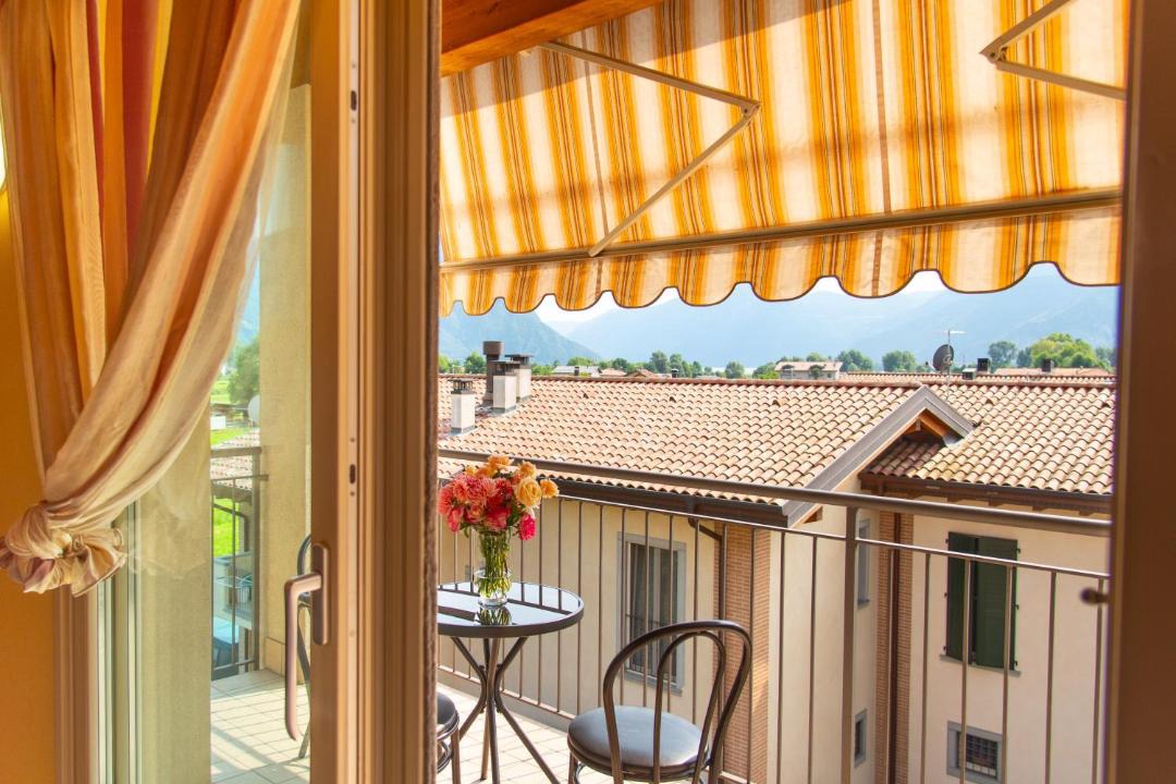 Photo of Patio Balcony in Costa Volpino