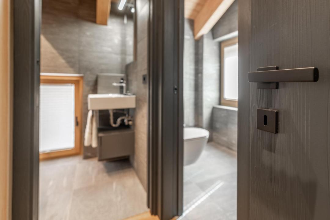 Photo of Bathroom in Teola