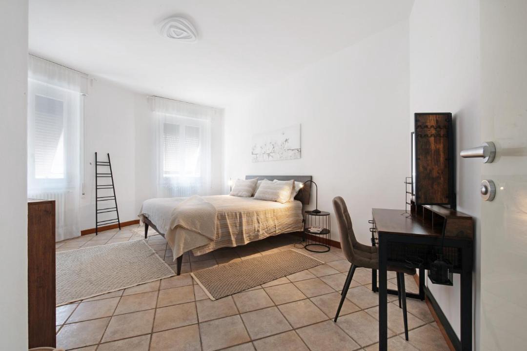 Photo of Bedroom in Mandello del Lario