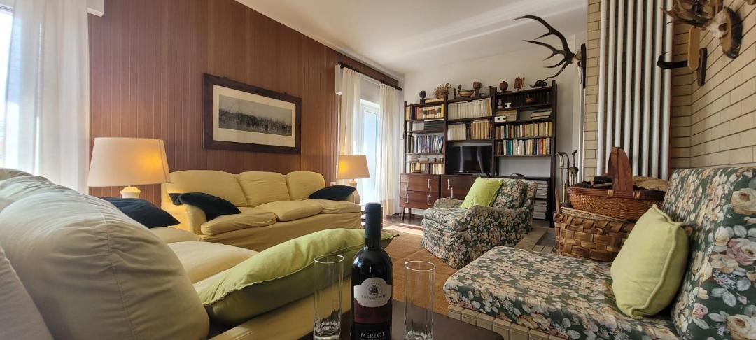 Photo of Livingroom in Moggio
