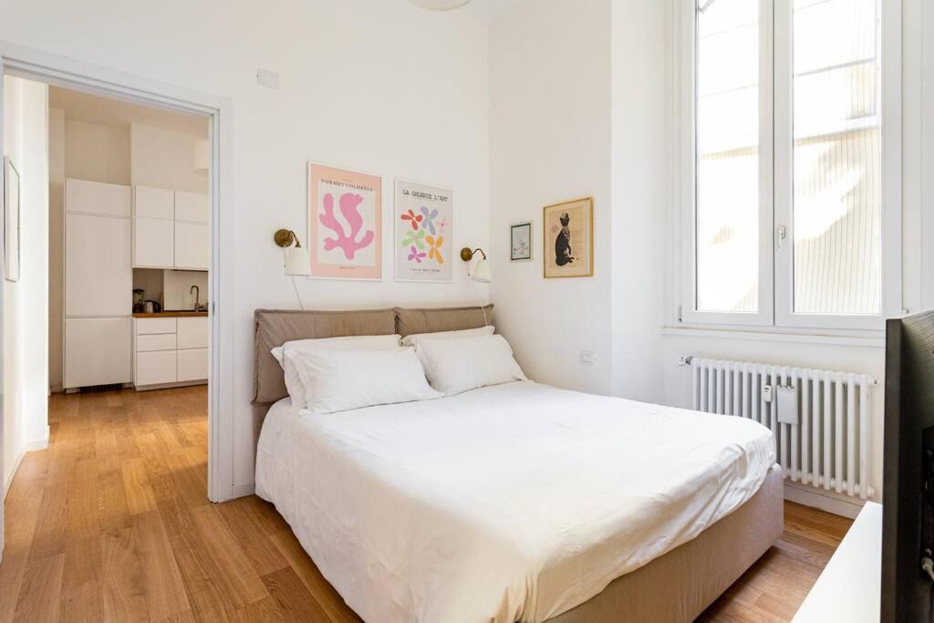 Photo of Bedroom in Magenta