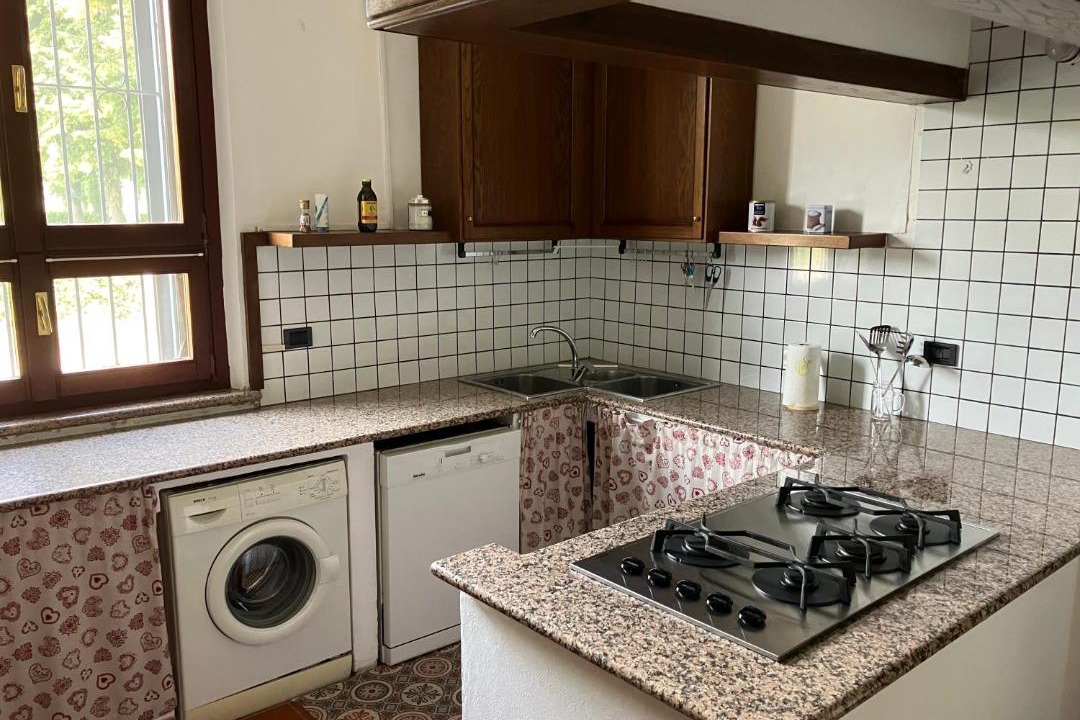 Photo of Kitchen in Magenta