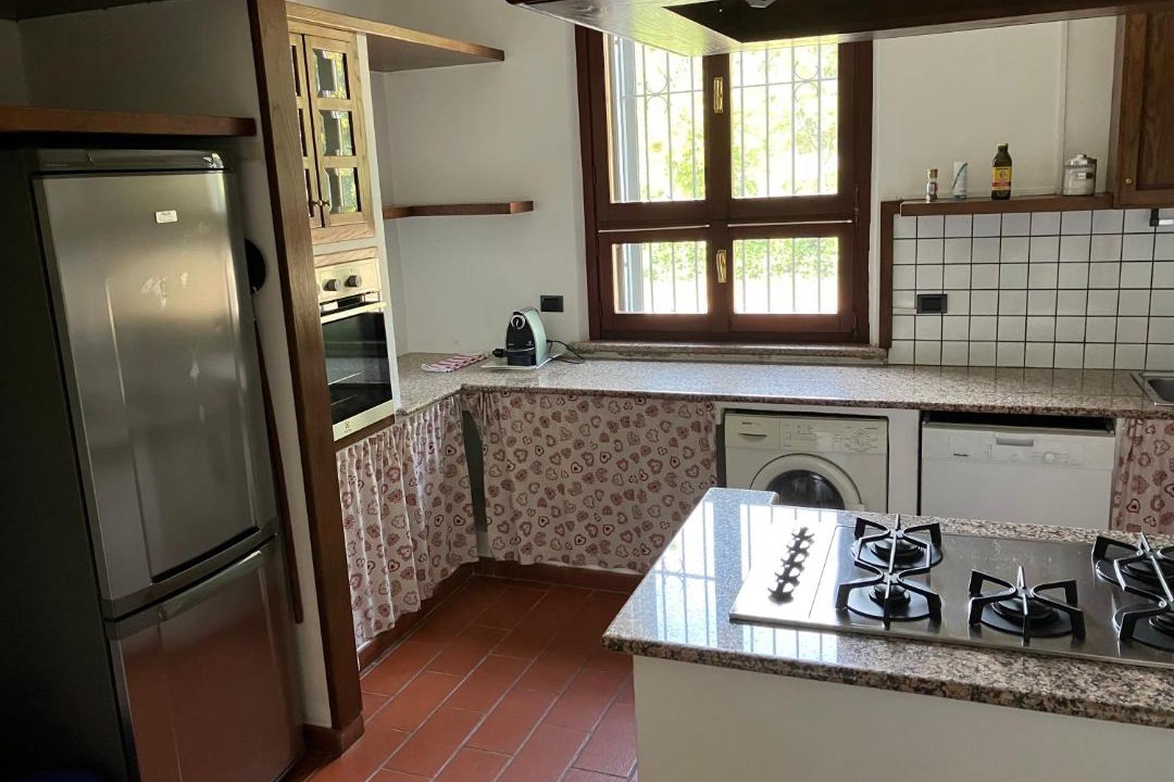 Photo of Kitchen in Magenta
