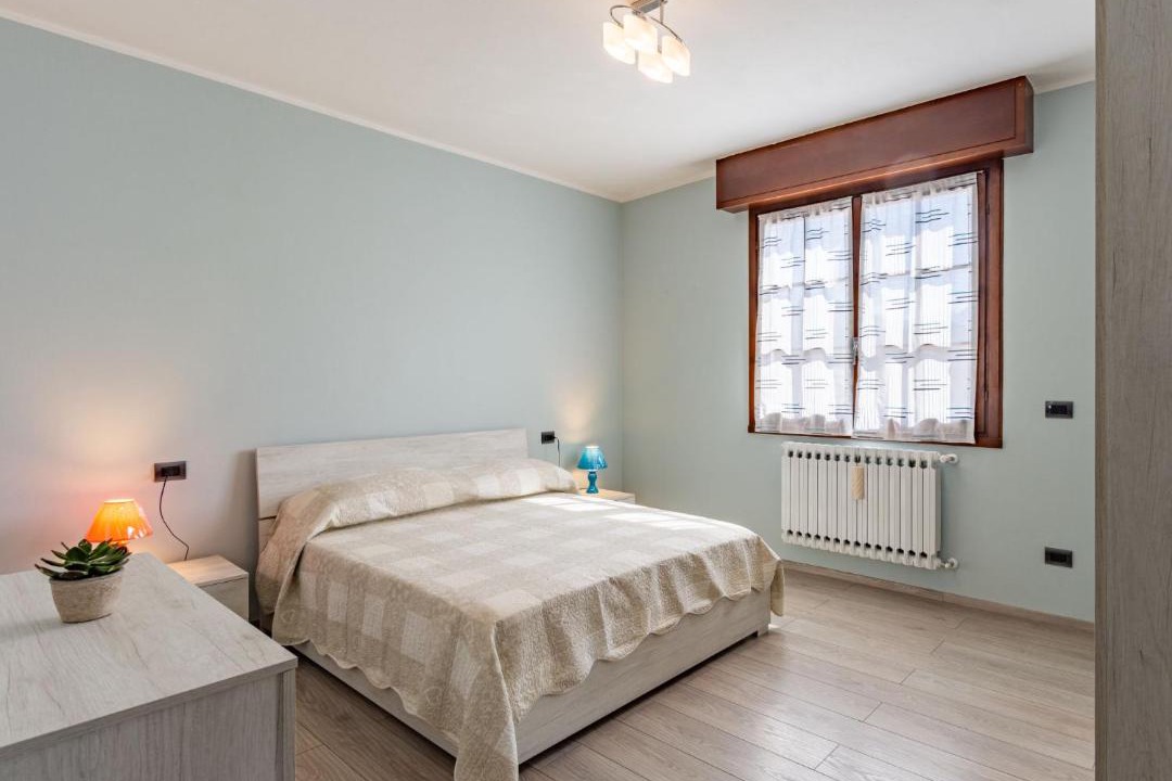 Photo of Bedroom in Dongo