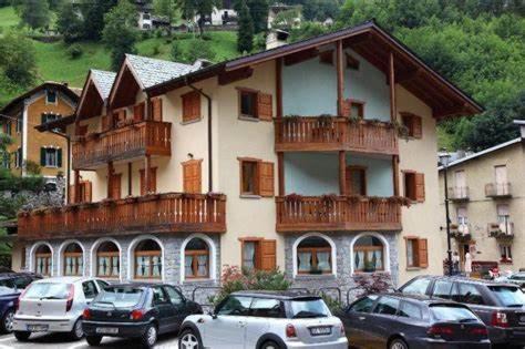 Photo of Buildings in Gerola Alta