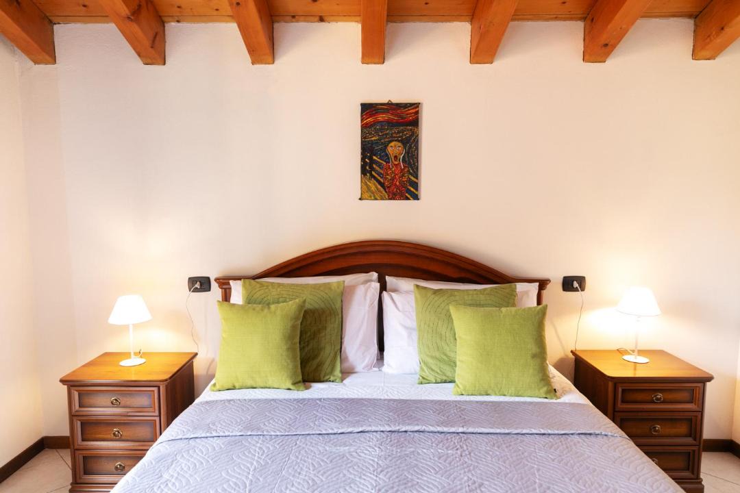 Photo of Bedroom in Tremezzina