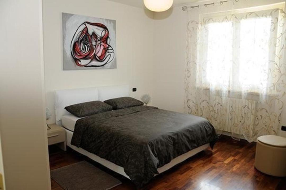 Photo of Bedroom in Pozzolengo