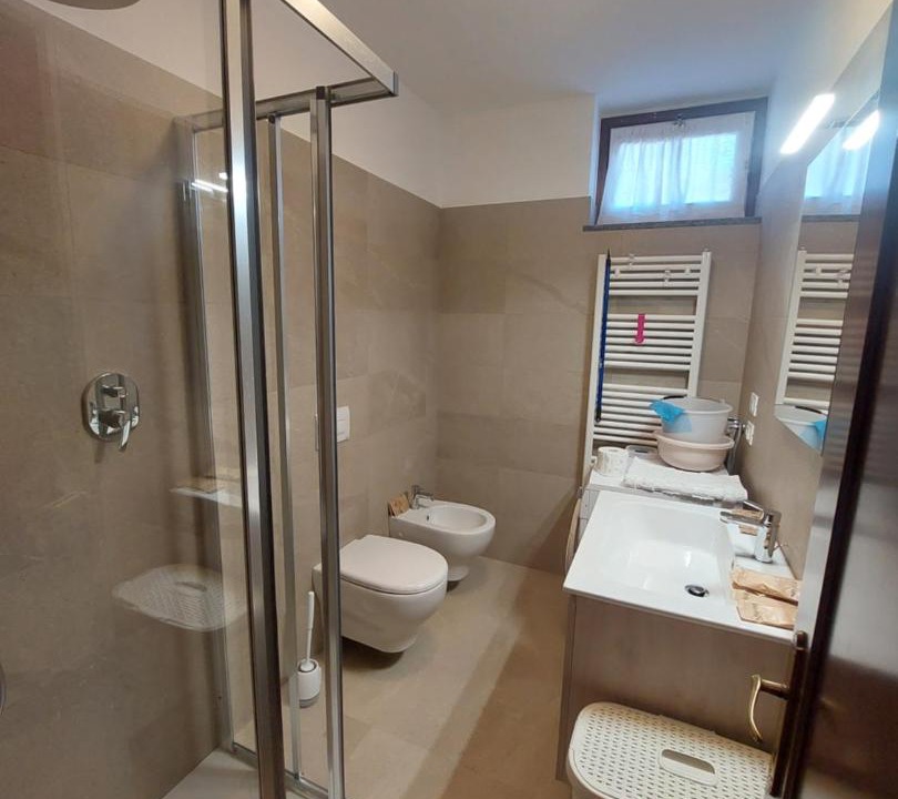 Photo of Bathroom in Serina