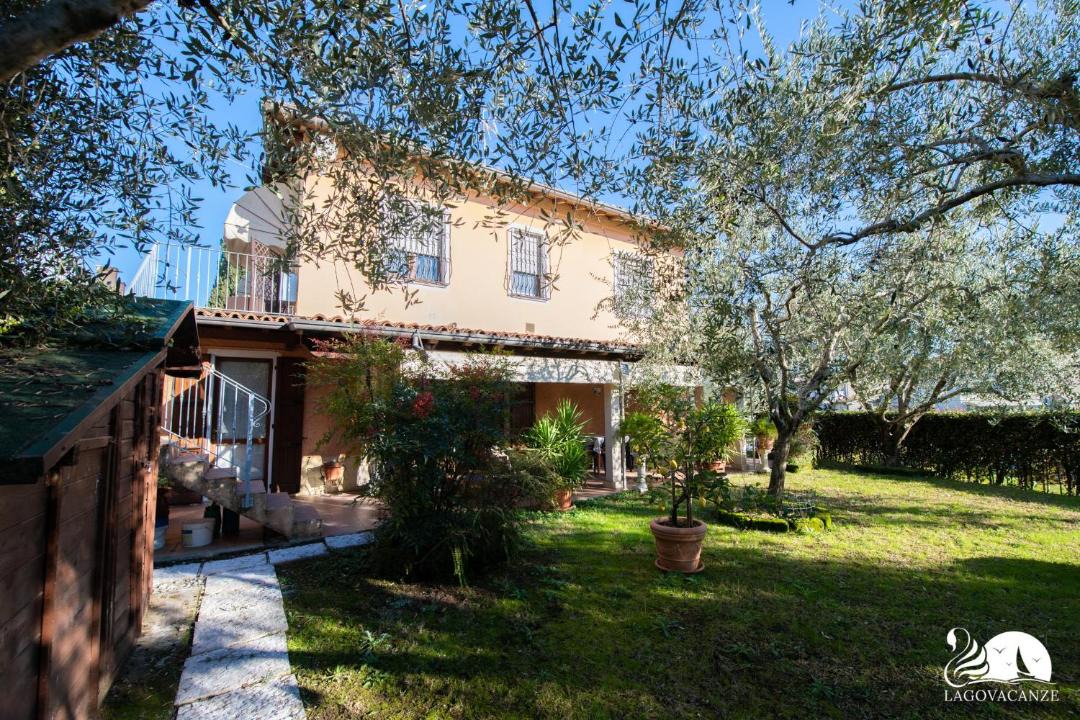 Photo of Buildings in Padenghe sul Garda
