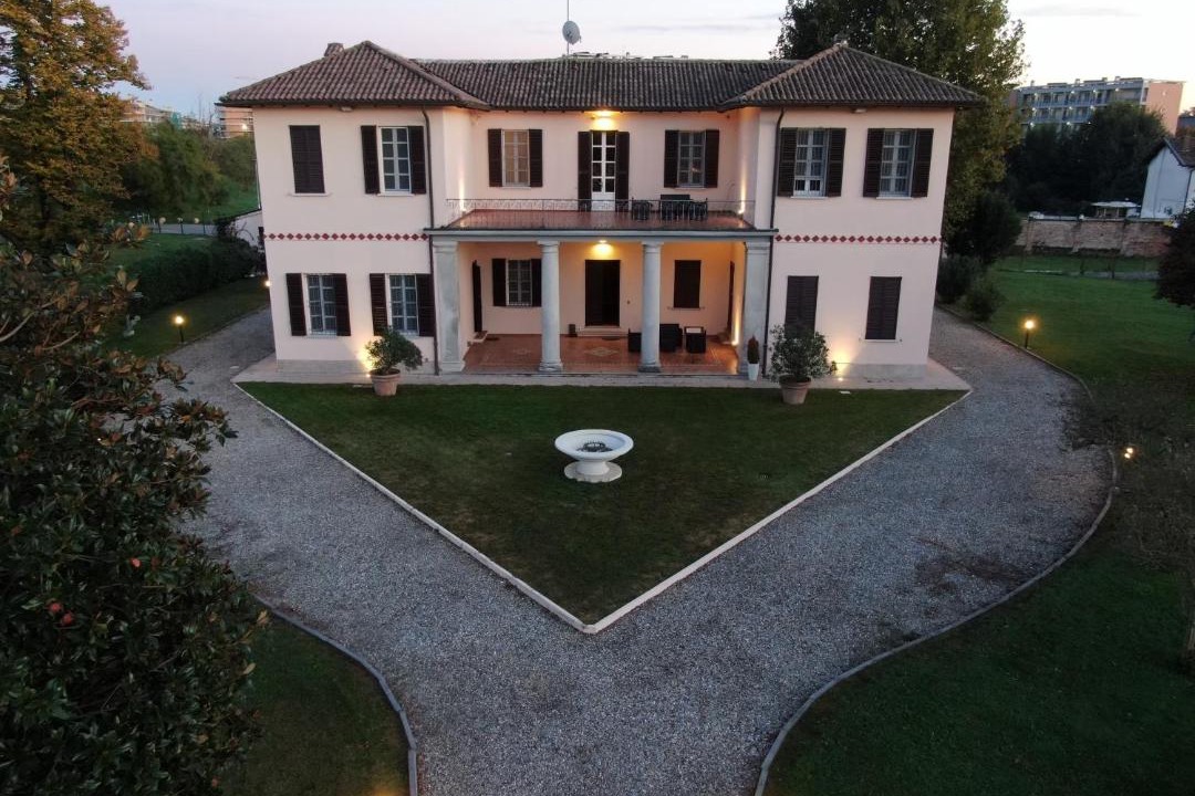 Photo of Others in Rozzano