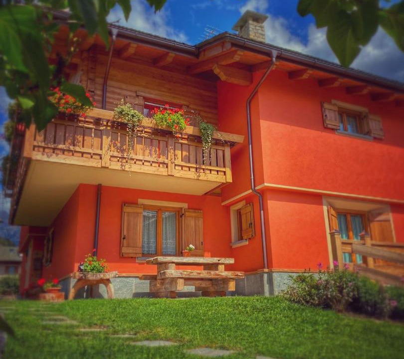 Photo of Buildings in Valdisotto
