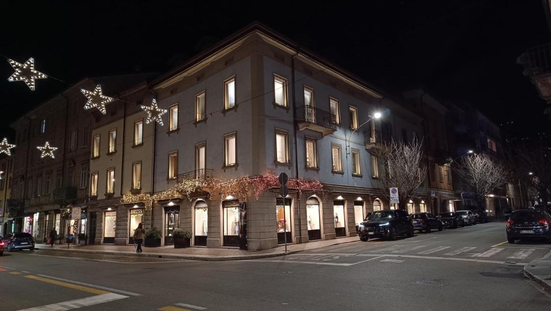 Photo of Buildings in Albate