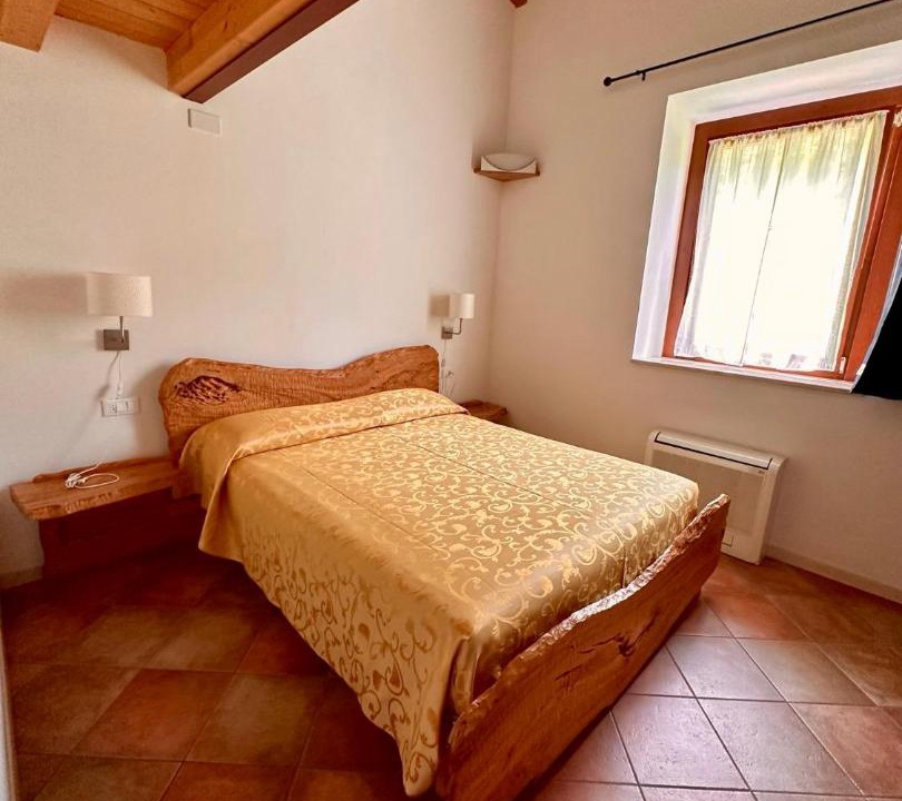 Photo of Bedroom in Toscolano Maderno
