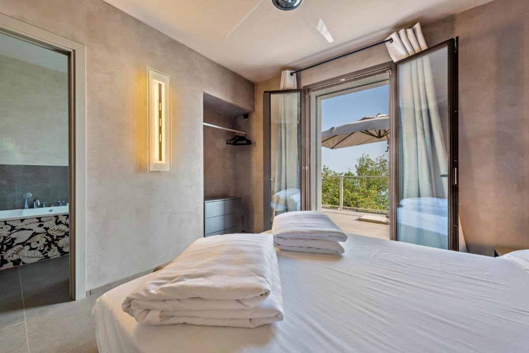 Photo of Others in Gardone Riviera