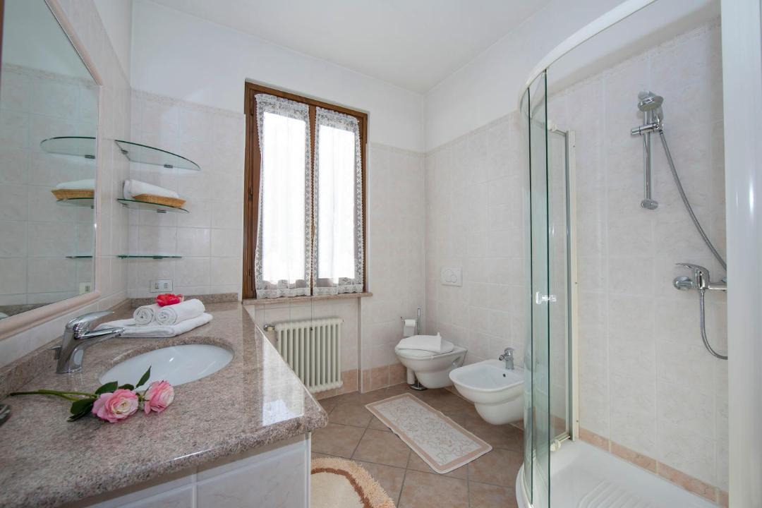 Photo of Bathroom in Leggiuno