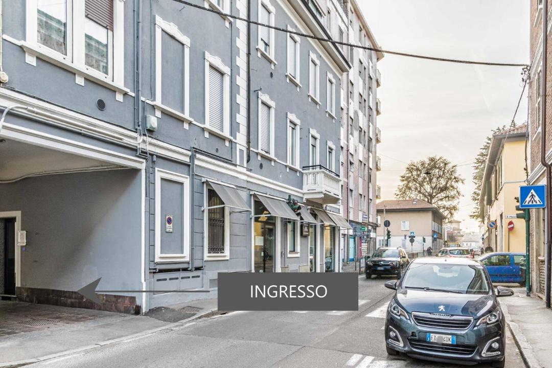 Photo of Others in Saronno