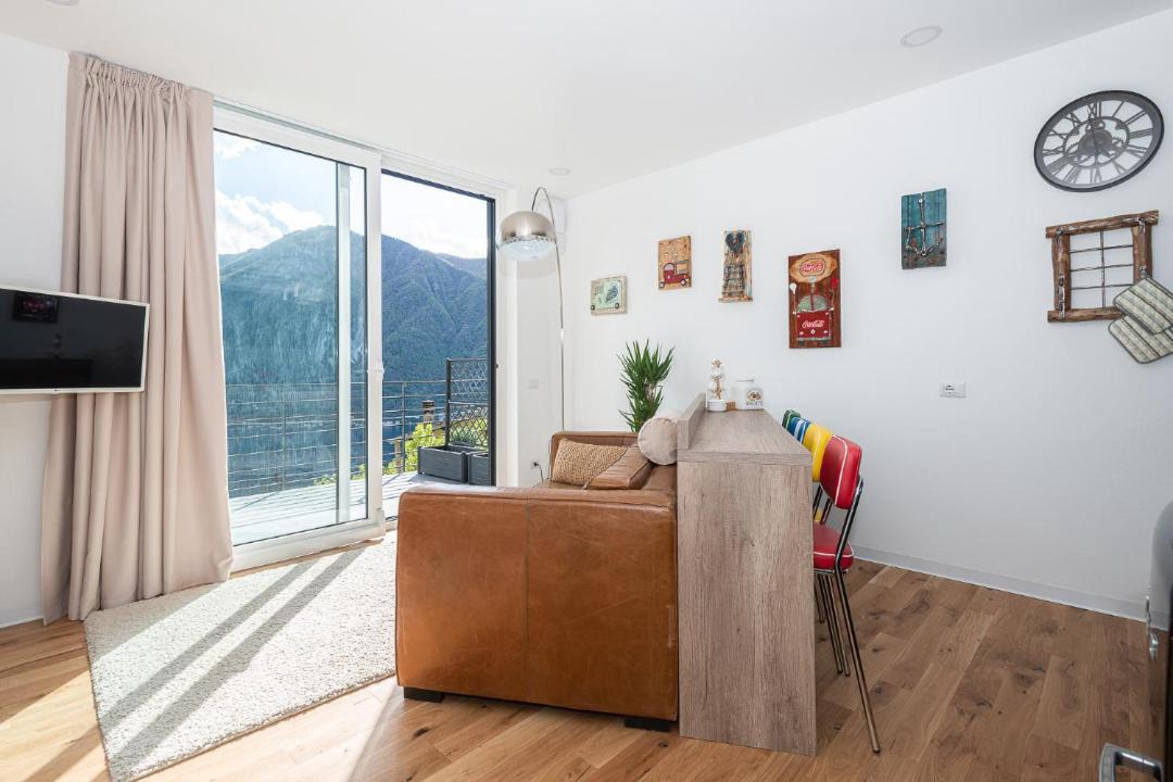 Photo of Livingroom in Sormano