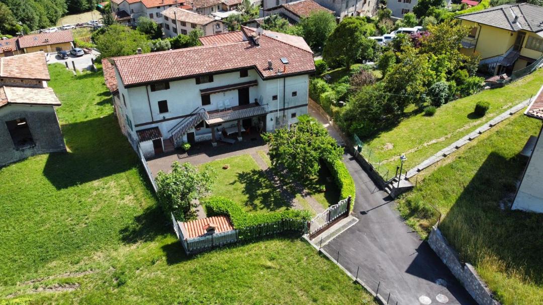 Photo of Buildings in Vesio