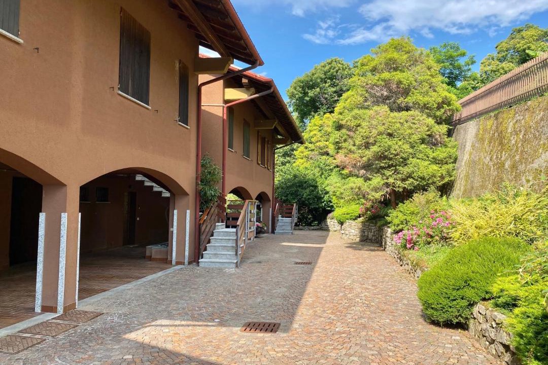Photo of Buildings in Cerro