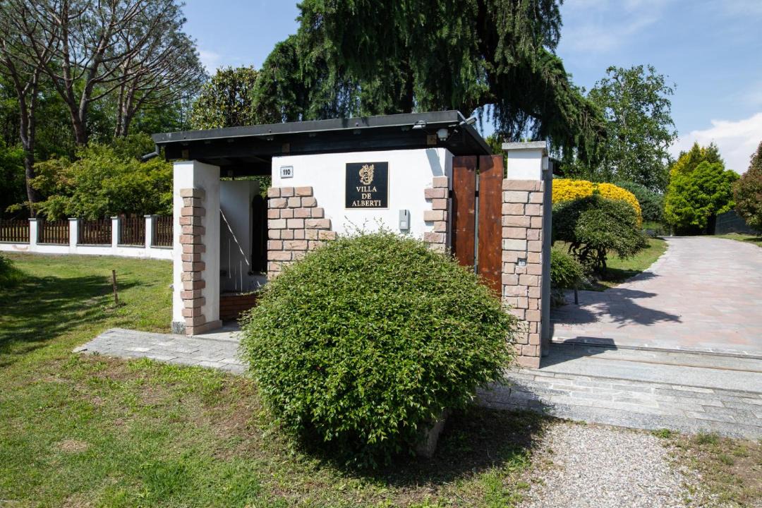 Photo of Buildings in Vergiate