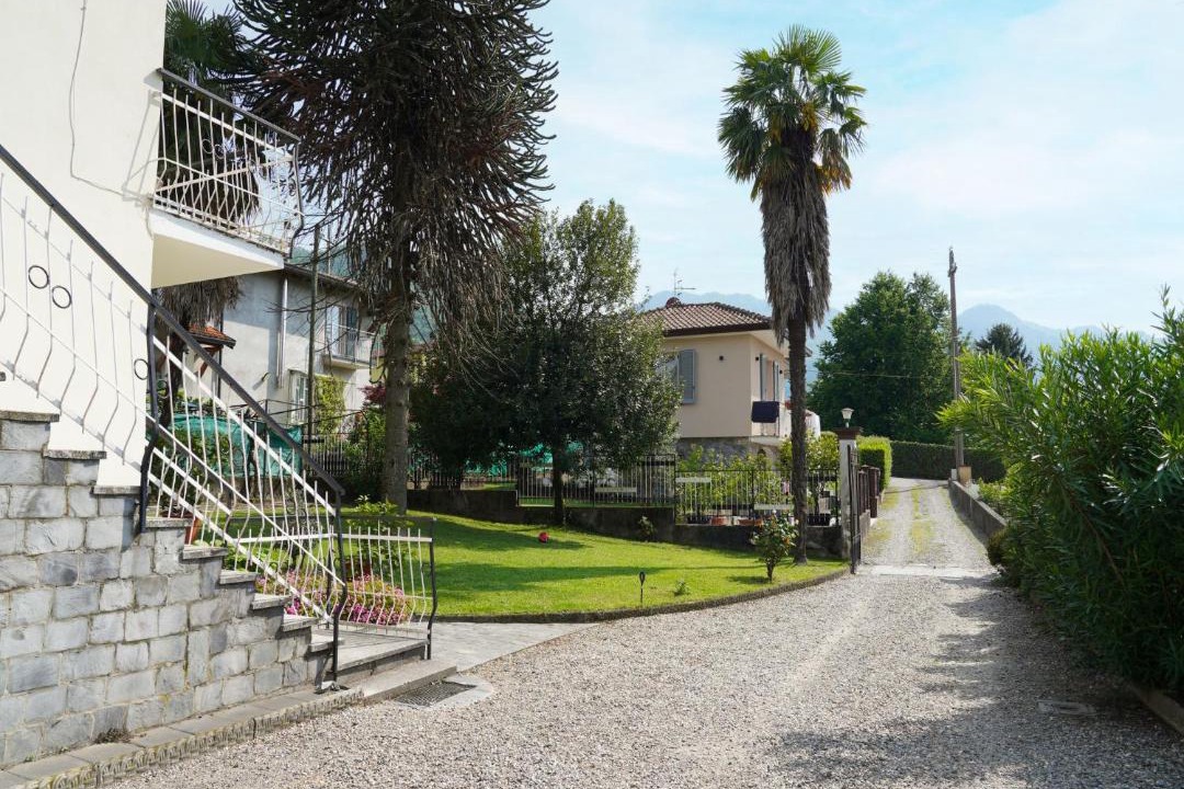 Photo of Others in Porto Valtravaglia