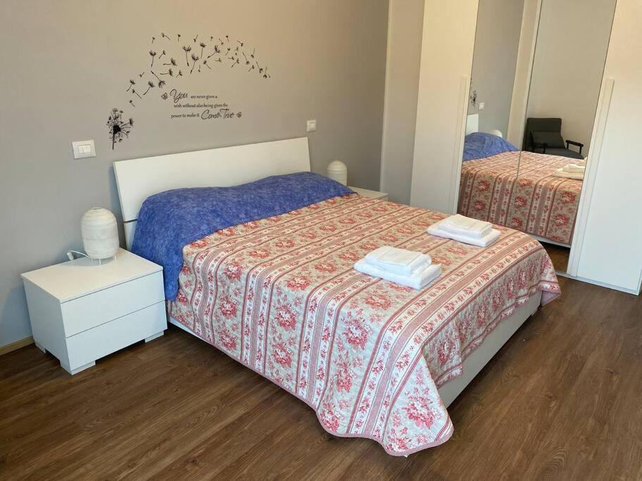 Photo of Bedroom in Downtown