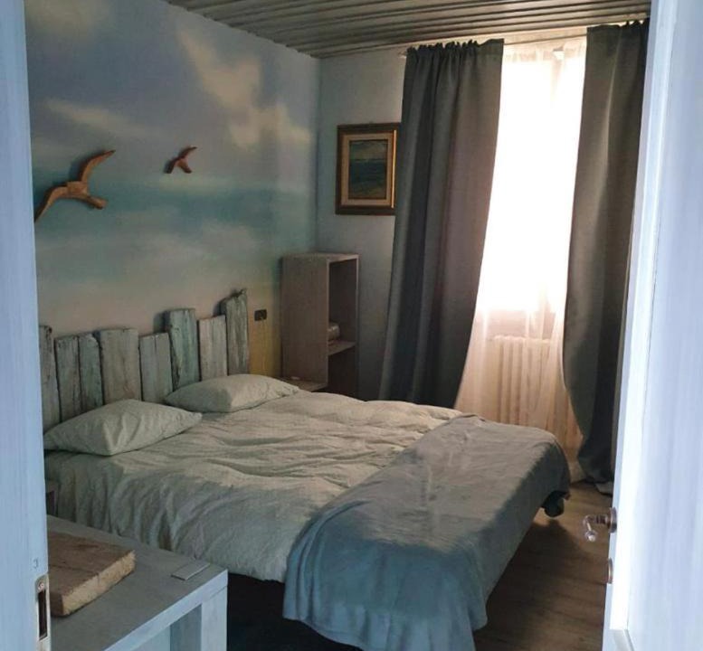 Photo of Bedroom in Porlezza