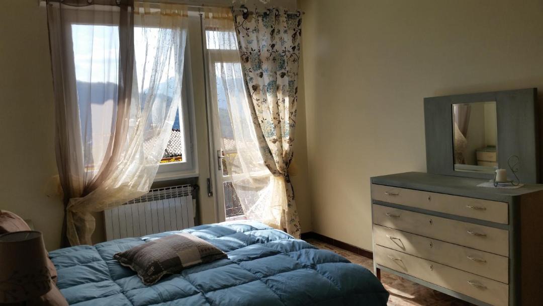 Photo of Bedroom in Sale Marasino
