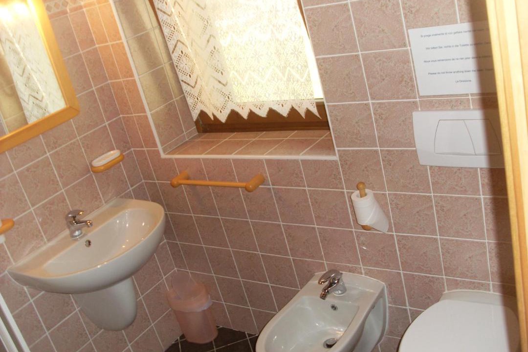 Photo of Bathroom in Bugiallo