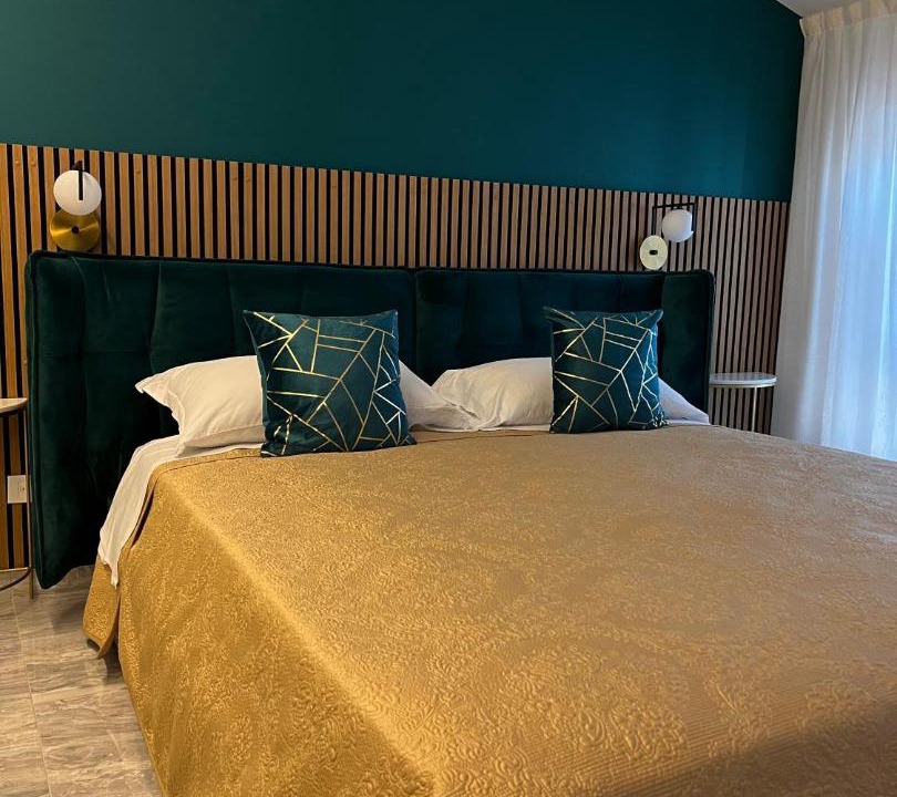 Photo of Bedroom in Sirmione Old Town