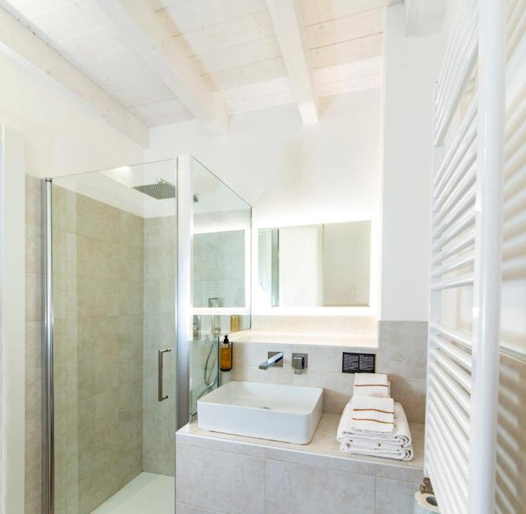 Photo of Bathroom in Lovere Old Town